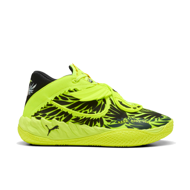 MB.05 Wings 'Voltage' Basketball Shoes