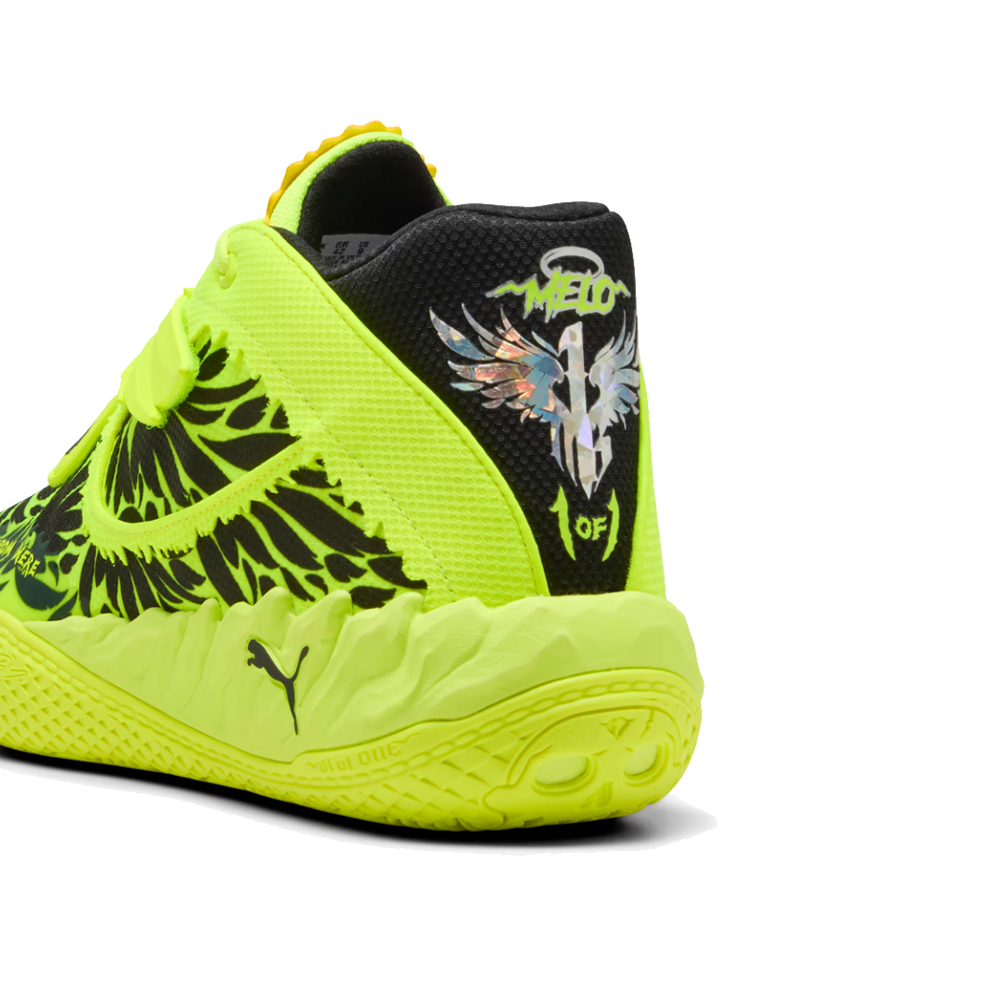 MB.05 Wings 'Voltage' Basketball Shoes