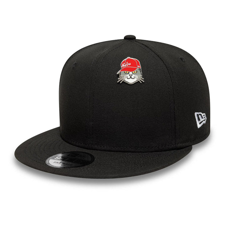 New Era Cat Red Pin Badge 'Silver'