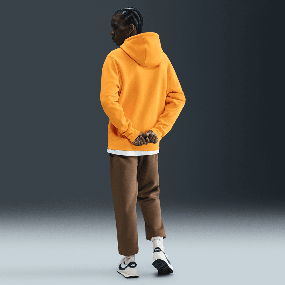 Nike Club Men's Pullover Fleece Hoodie 'University Gold'