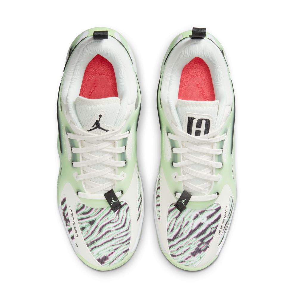 Jordan Heir Series "Showstopper" Women's Basketball Shoes 'Sail/Vapor Green'