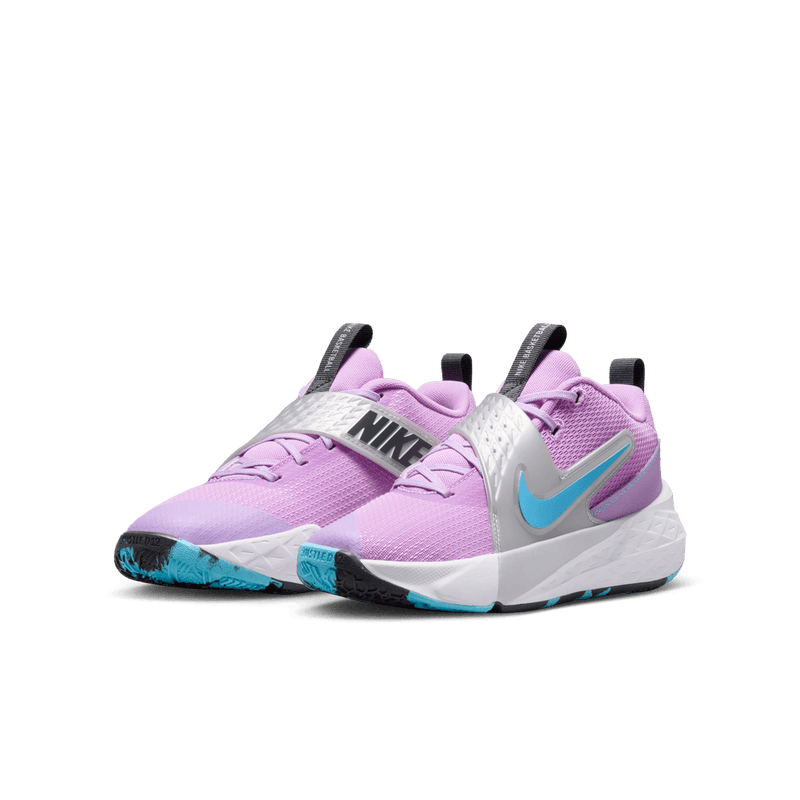 Nike Team Hustle D 12 Big Kids' Basketball Shoes (GS) 'Fuchsia/Baltic Blue'