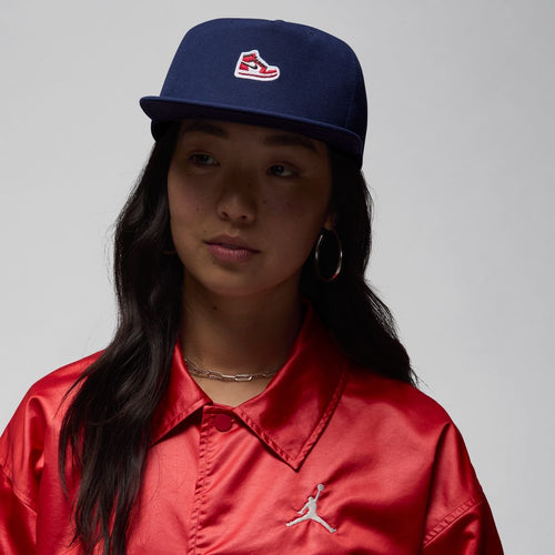 Caps