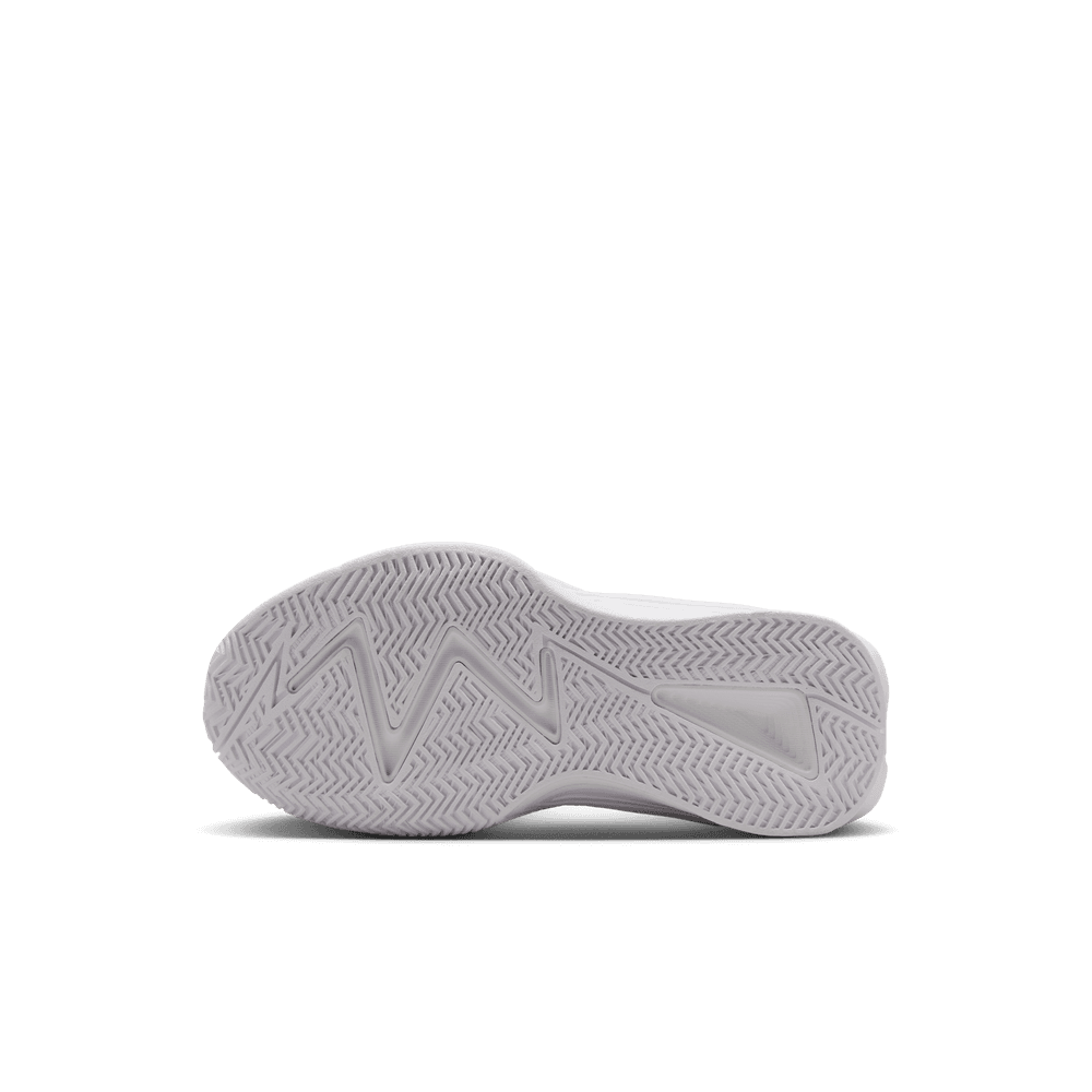 Nike S.T. Dynamite Little Kids' Basketball Shoe (PS) 'White'