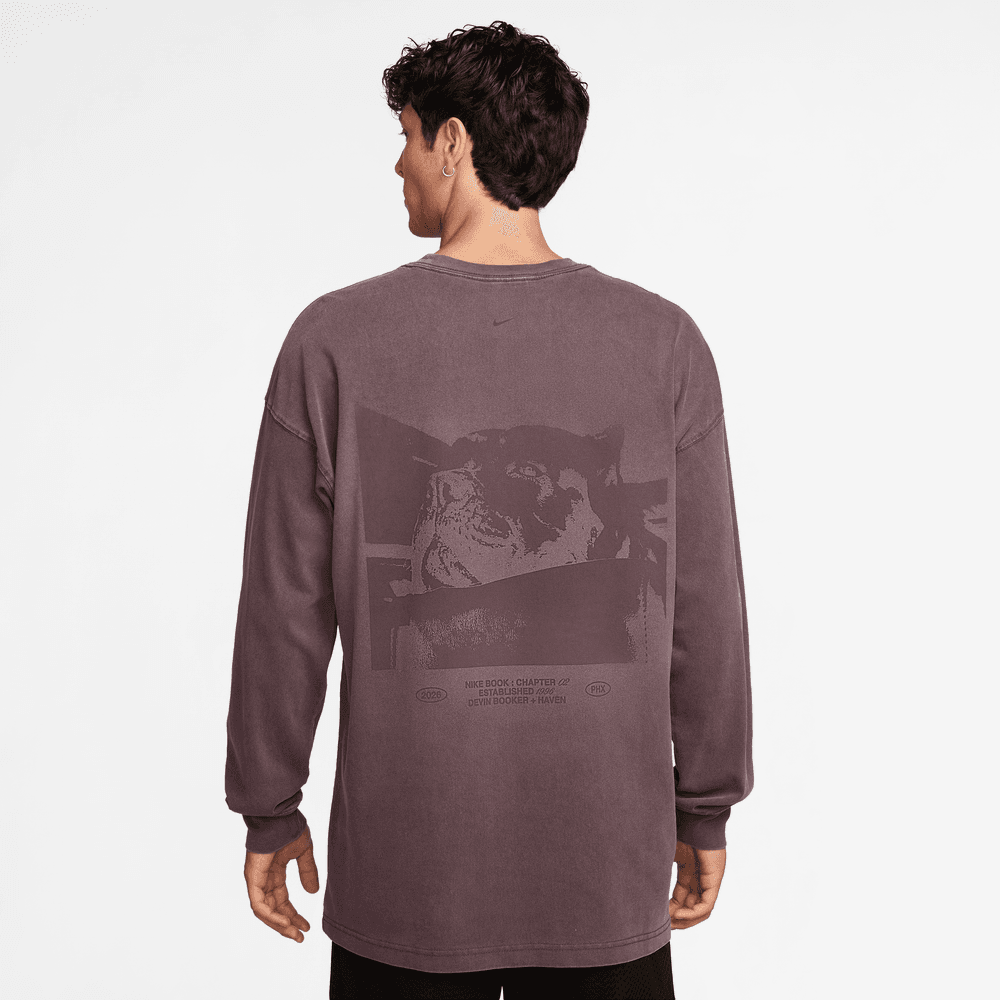 Devin Booker Book Nike Men's Long-Sleeve Basketball T-Shirt 'Tattoo'