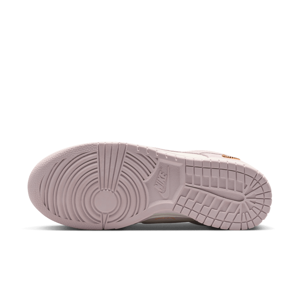 Nike Dunk Low Women's Shoes 'Sail/Pearl/White'