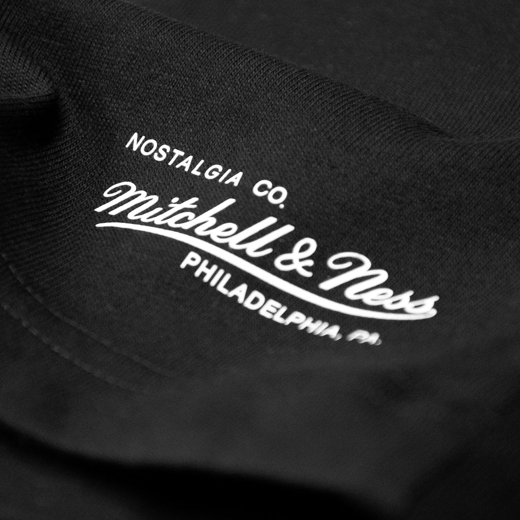 Mitchell & Ness NBA Player Big Face Tee T-shirt 76ers Allen Iverson 'Black'