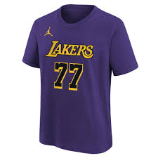 NIke Boys Statement N&N Tee 'Luka Donic Purple'